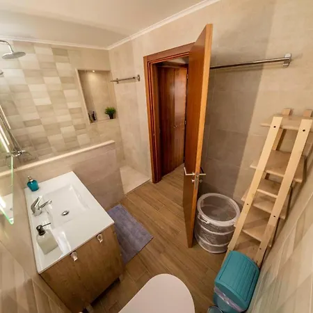 Apartment House In Elite Residential Area Of