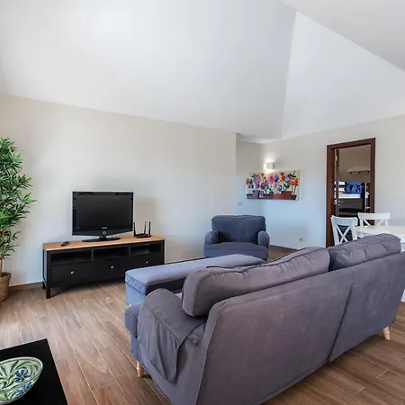 Lejlighed House In Elite Residential Area Of Faro