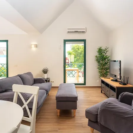 Lejlighed House In Elite Residential Area Of Faro